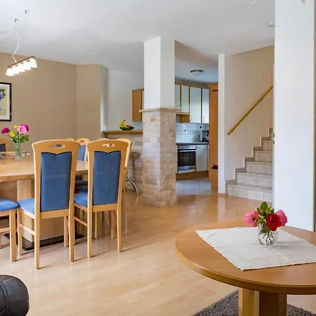 شاليه Chalet Nathalie *